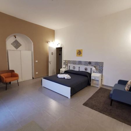 Hercules Suites Noto Eksteriør bilde