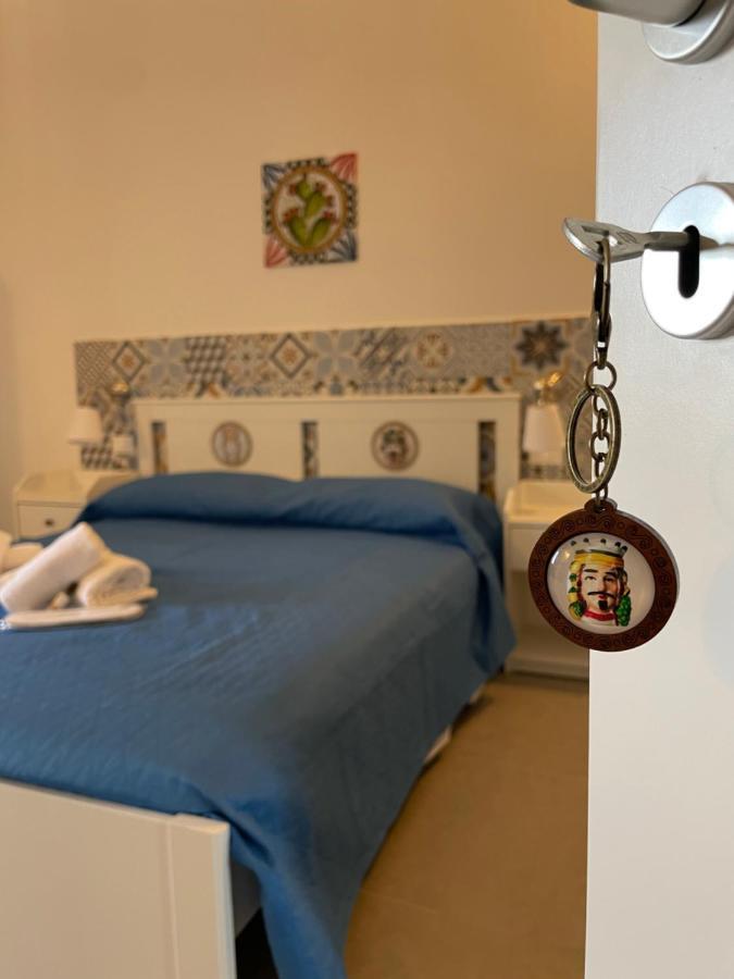 Hercules Suites Noto Eksteriør bilde