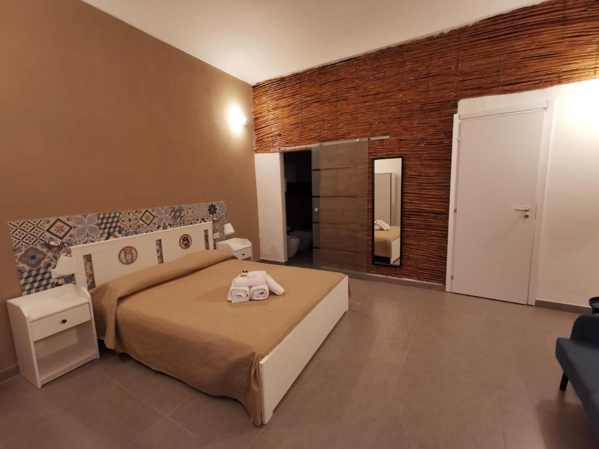 Hercules Suites Noto Eksteriør bilde